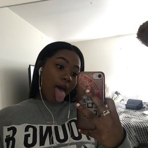 Meet your Posher, Keywee